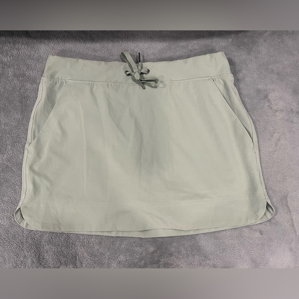 GAIAM Light Green Skirt